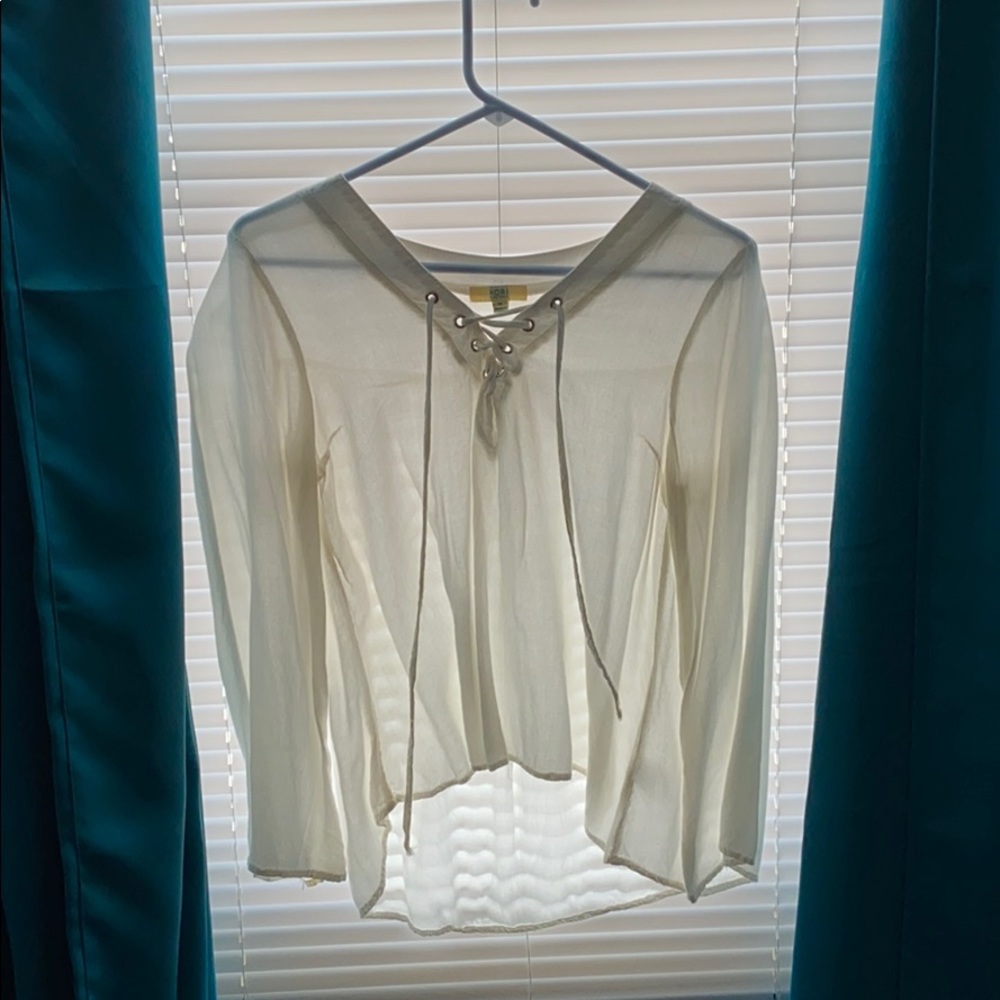 Long sleeved white shirt